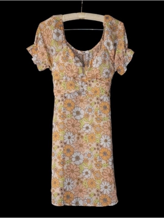 Madden Nyc Dresses & Skirts - Peasant Garden Fairy Coquettte Madden NYC Floral Puff Sleeve Peasant M